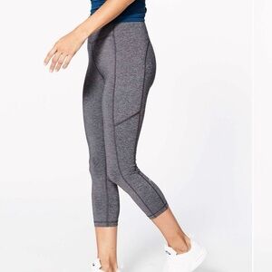 Lululemon Speed Up Crop Size 4